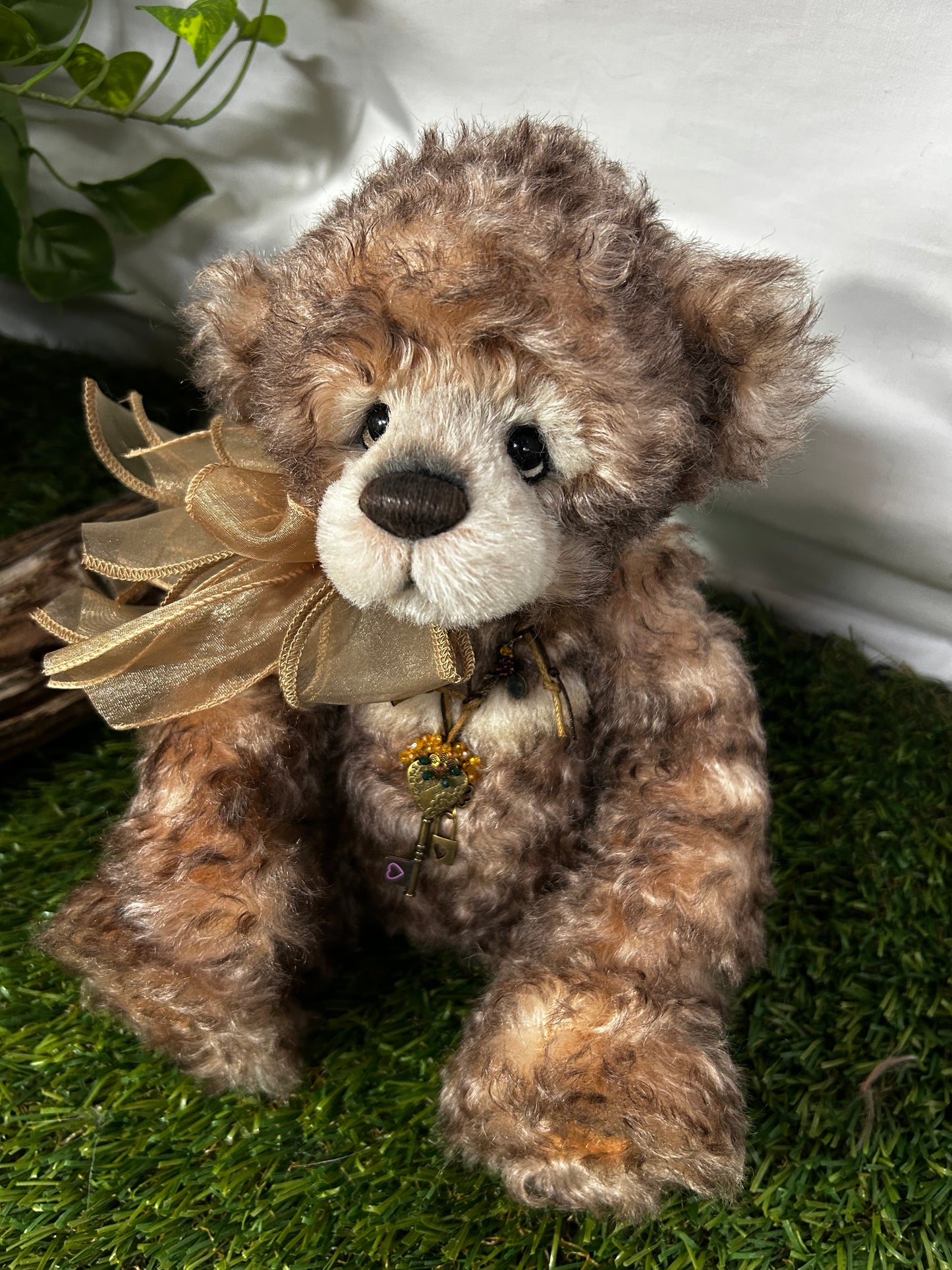 ISABELLE COLLECTION CAMELOT