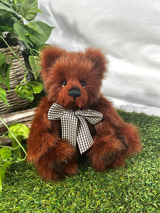 2025 CHARLIE BEARS EXCL THOMPSON