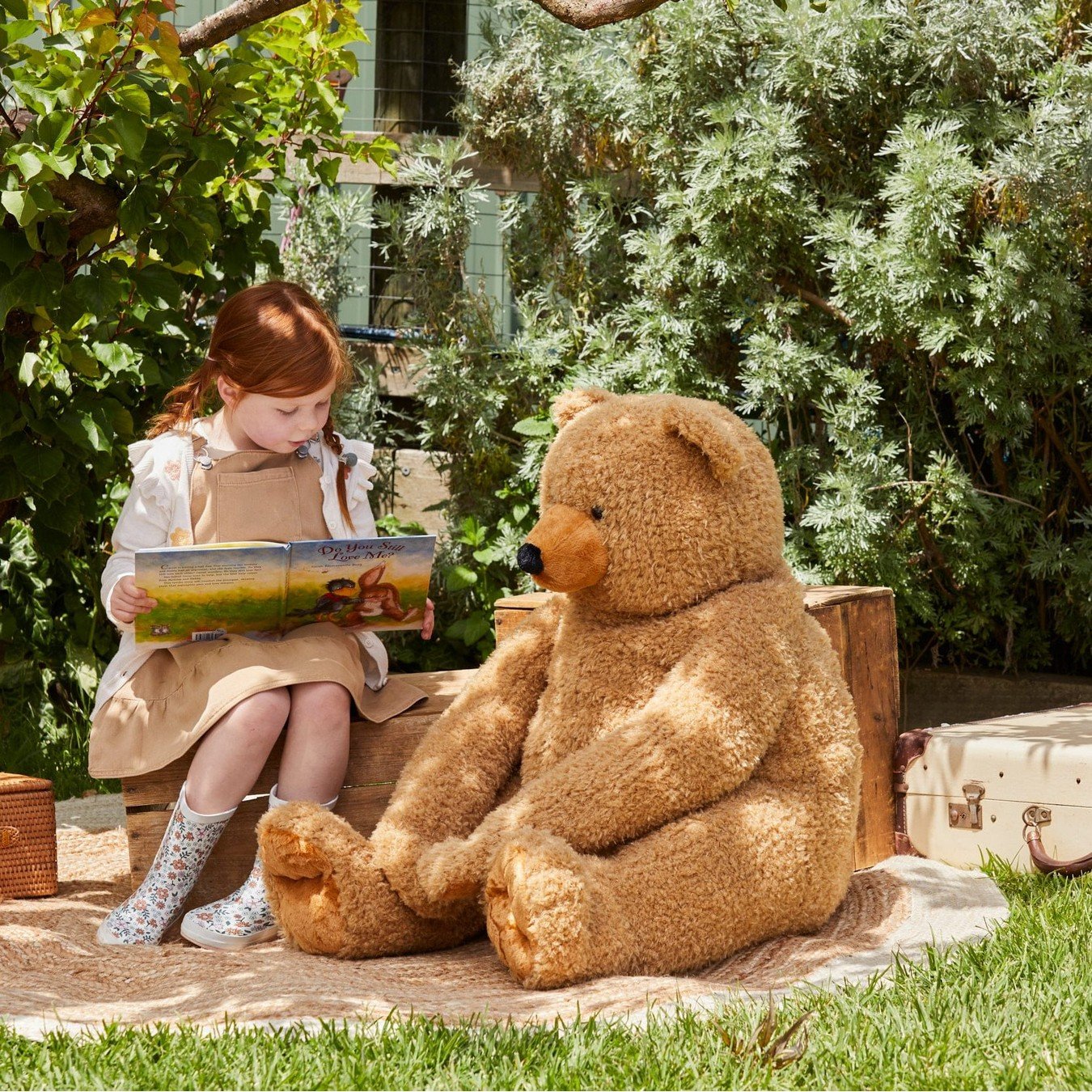 PILBEAM PLUSH TEDDY BEAR SITTING LARGE