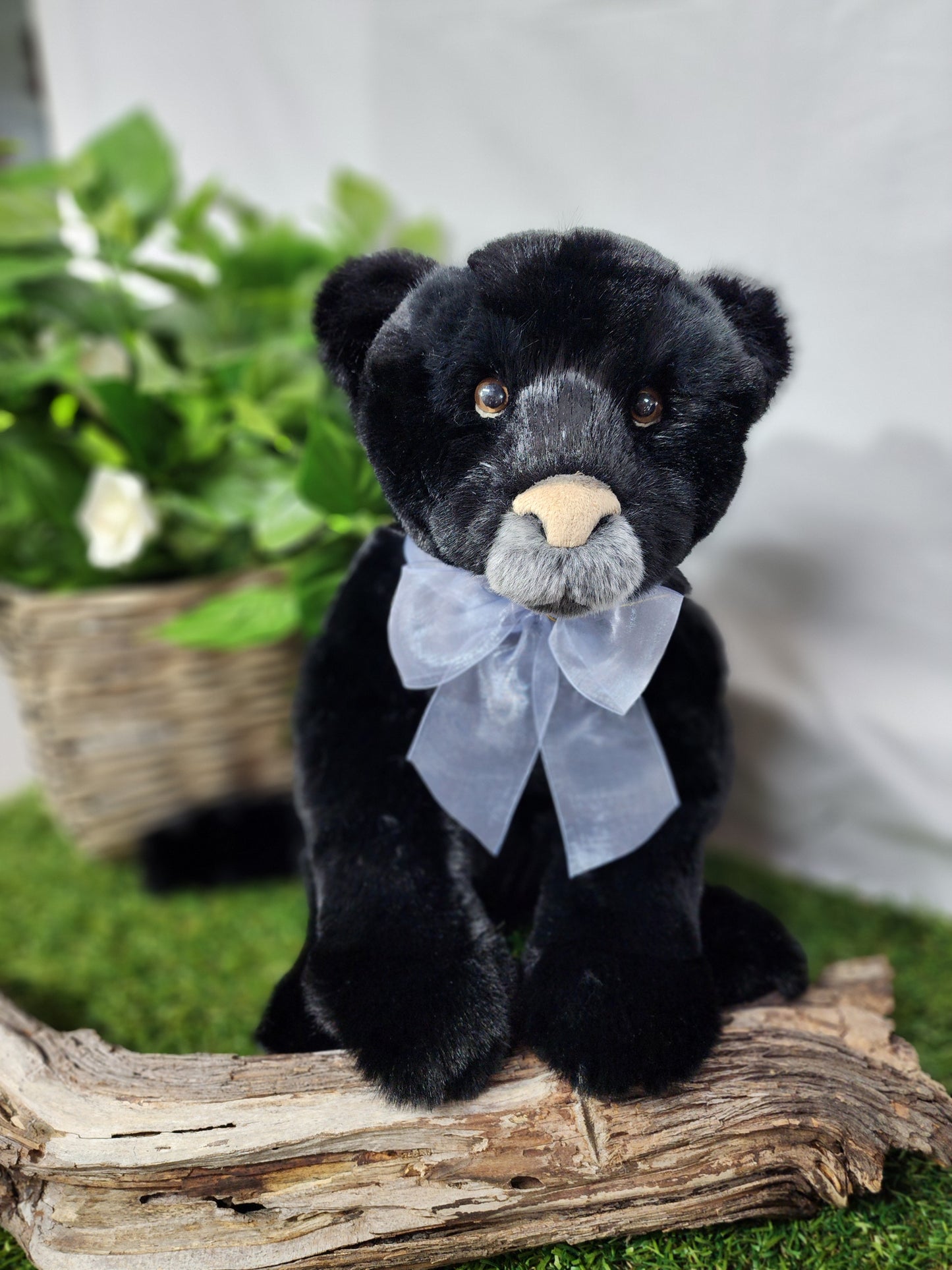 CHARLIE BEAR SILHOUETTE