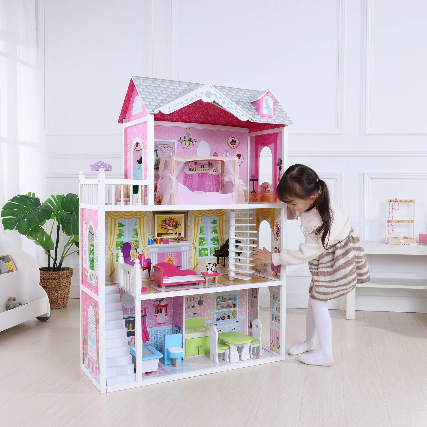 ARIA'S WOODEN DOLL HOUSE