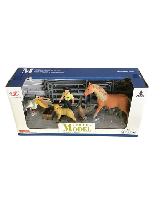 FARM ANIMAL 4 ANIMALS & ACCESSORIES AST