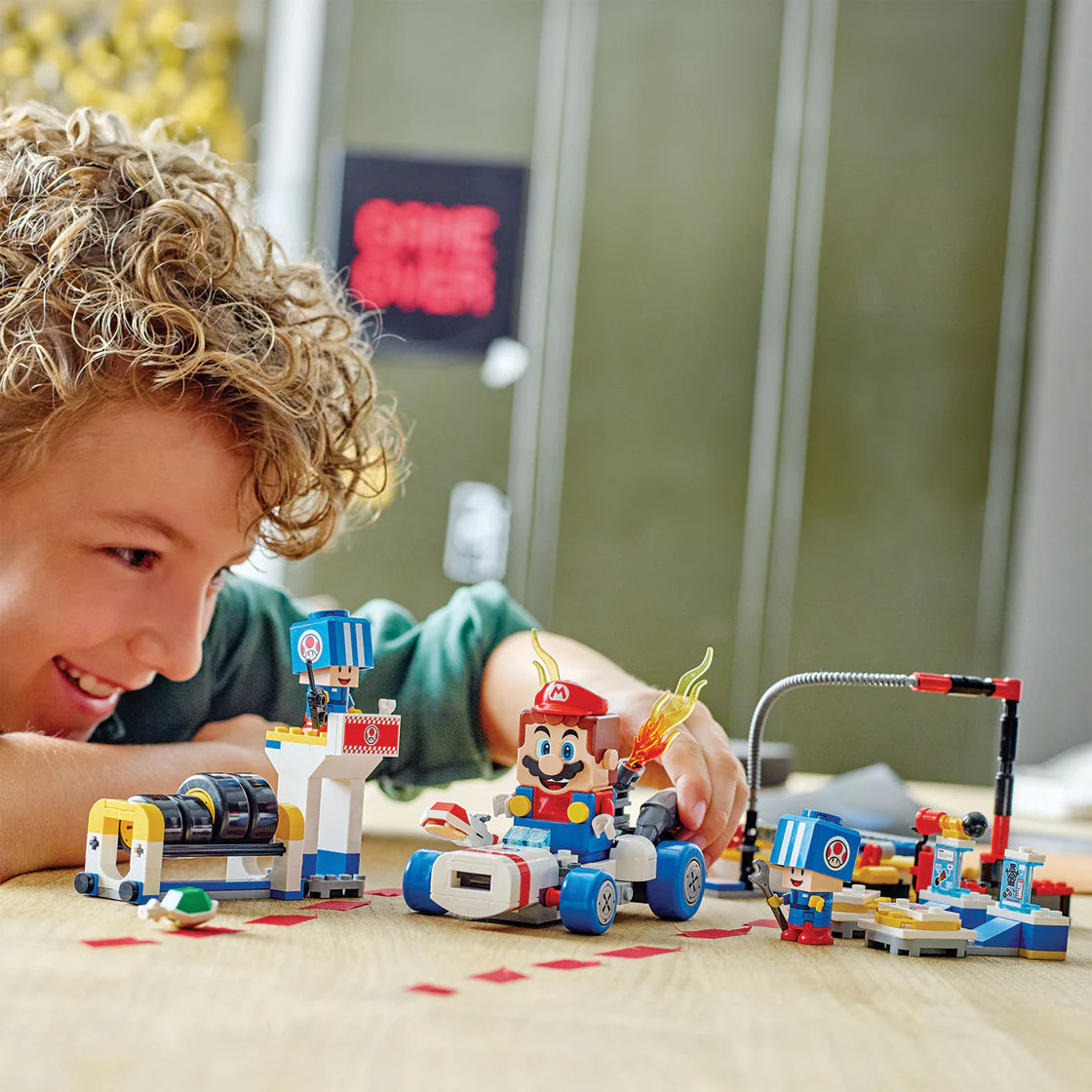 LEGO 72035 MARIO KART TOADS GARAGE