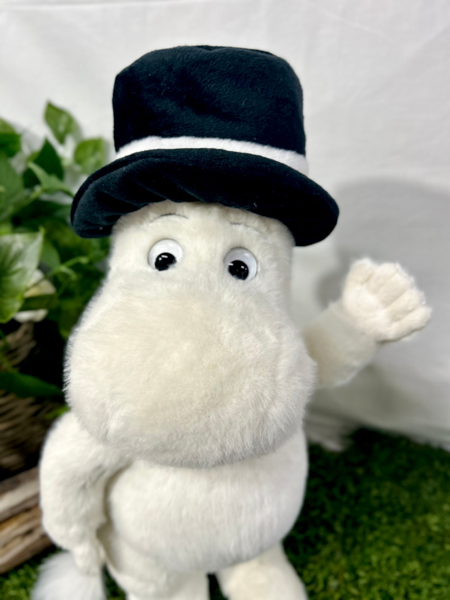 2025 CHARLIE SIGNATURE BEAR MOOMINPAPPA