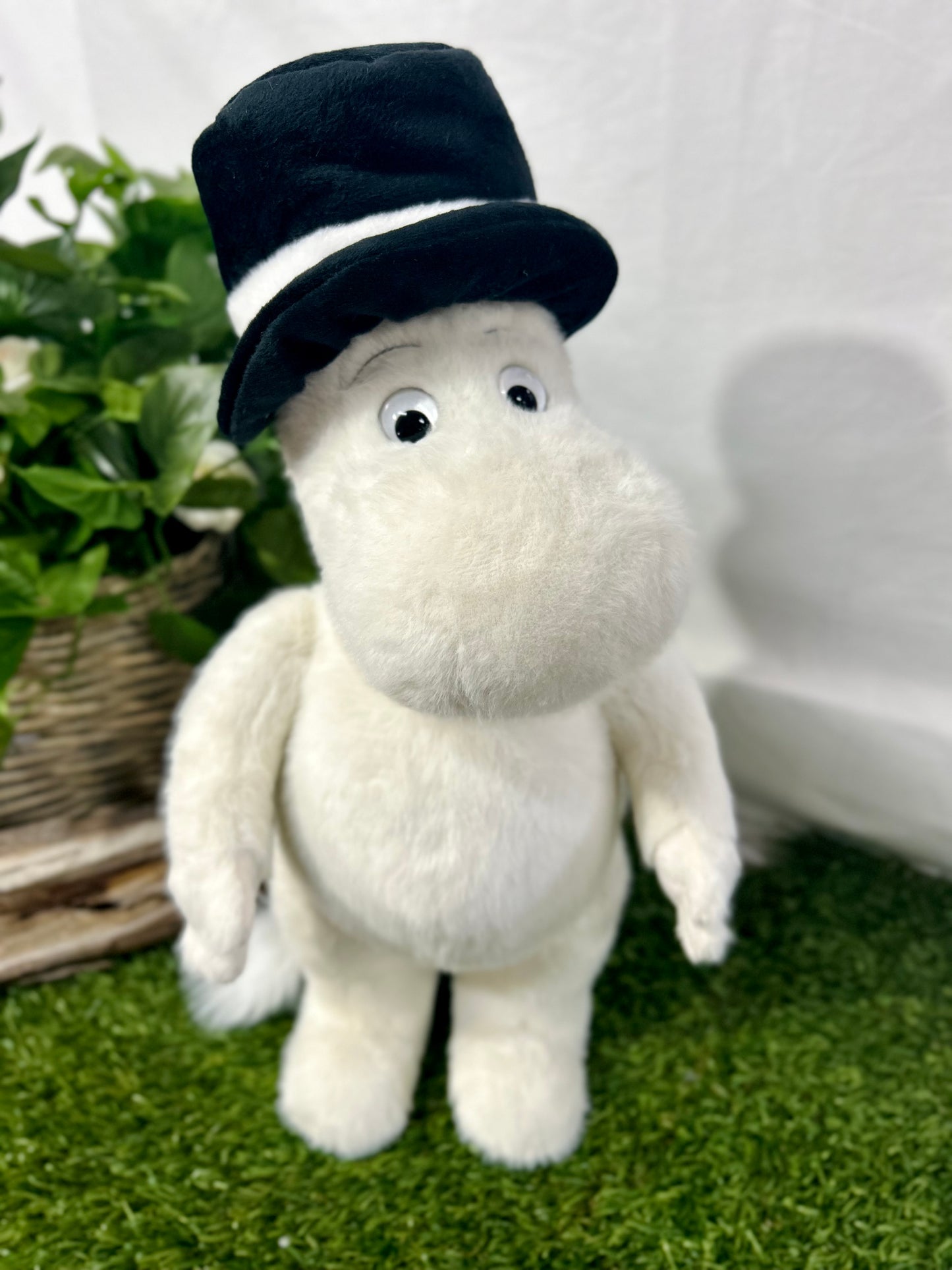 2025 CHARLIE SIGNATURE BEAR MOOMINPAPPA
