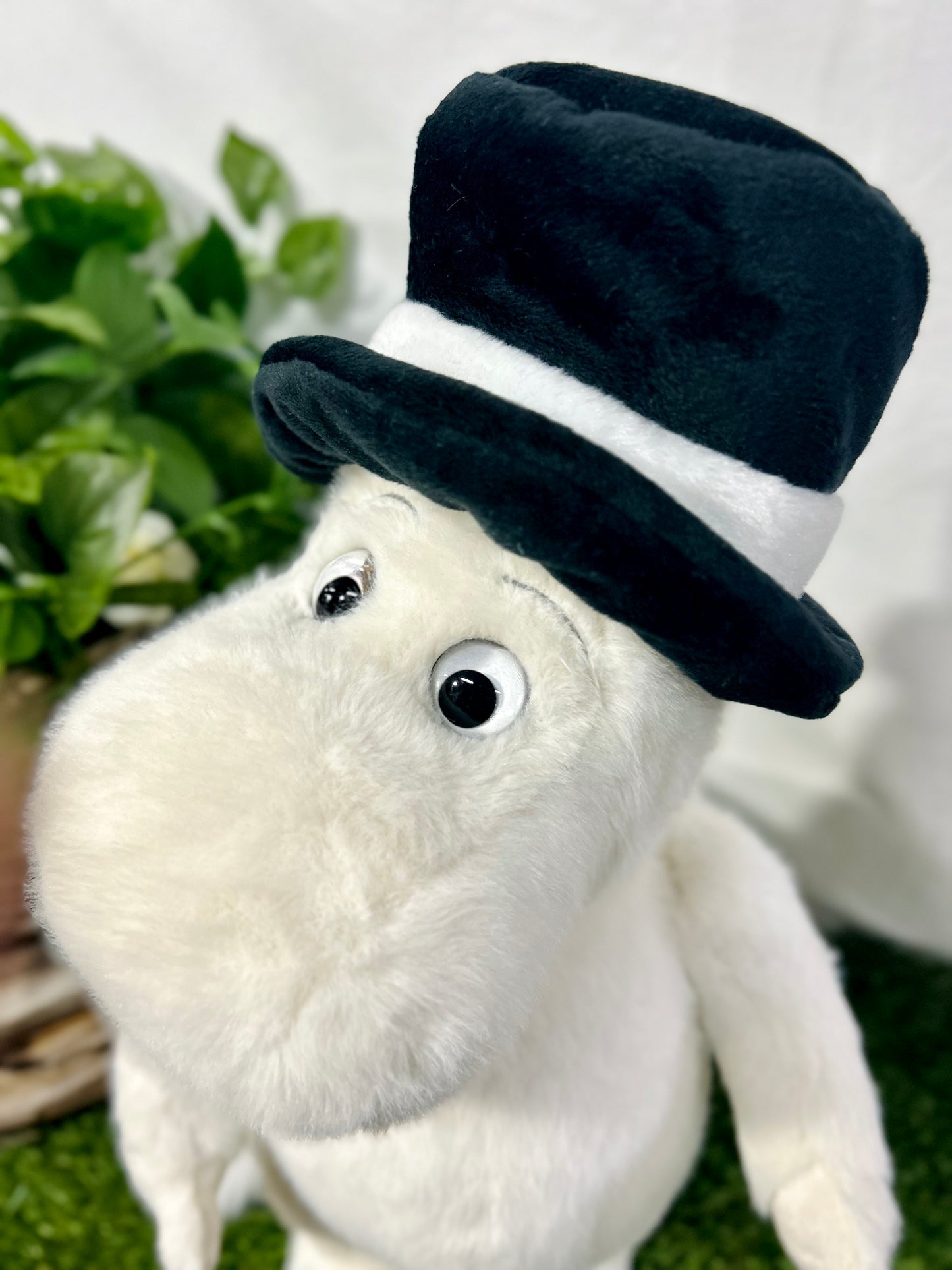 2025 CHARLIE SIGNATURE BEAR MOOMINPAPPA