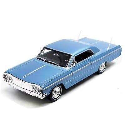 Maisto 1:24 1964 Chev Impala Ss