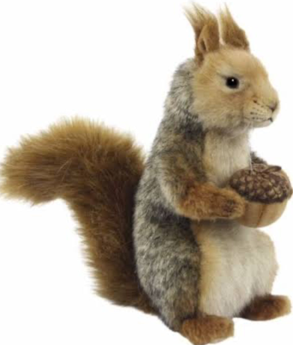 Hansa Plush Squirrel Sitting 25Cm