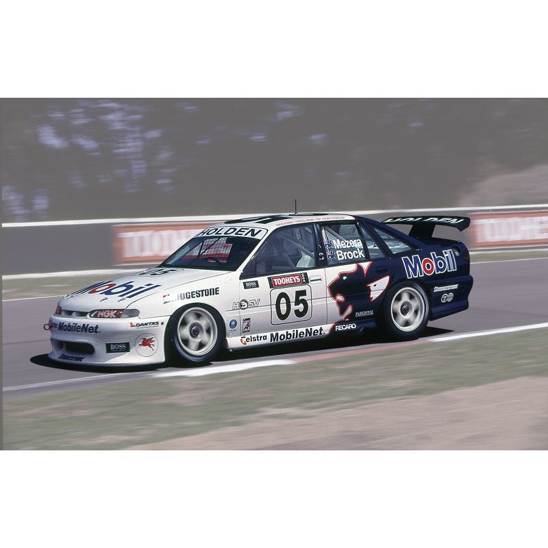 1:18 HOLDEN VR COMMODORE 1995 BROCK/MEZE