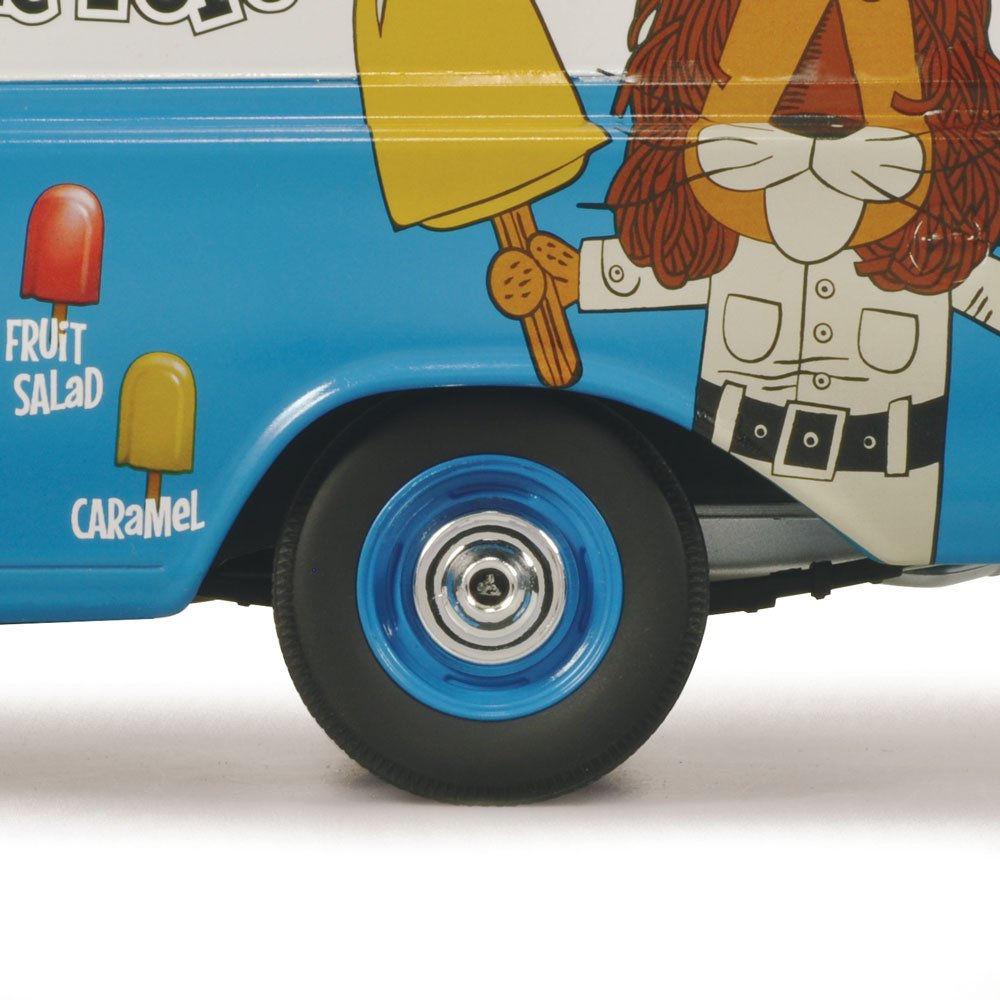 1:18 HOLDEN EH PANEL VAN STREETS