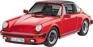 Revell 1:24 Porsche 911 Carrera Targa
