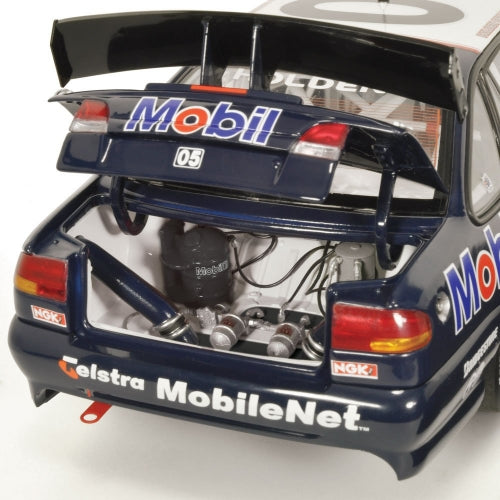1:18 HOLDEN VR COMMODORE 1995 BROCK/MEZE