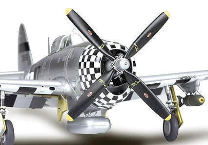 TAMIYA 1/48 P-47D THUNDERBOLT