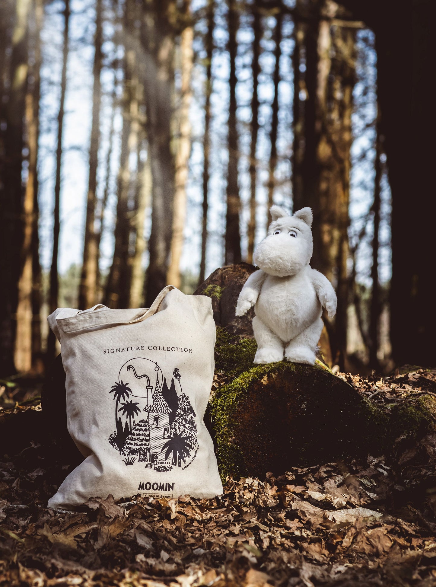 2025 CHARLIE SIGNATURE BEAR MOOMINMAMMA