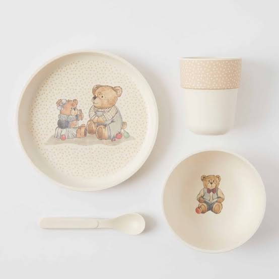 Pilbeam Kids 4Pc Dining Set Vintage Bear