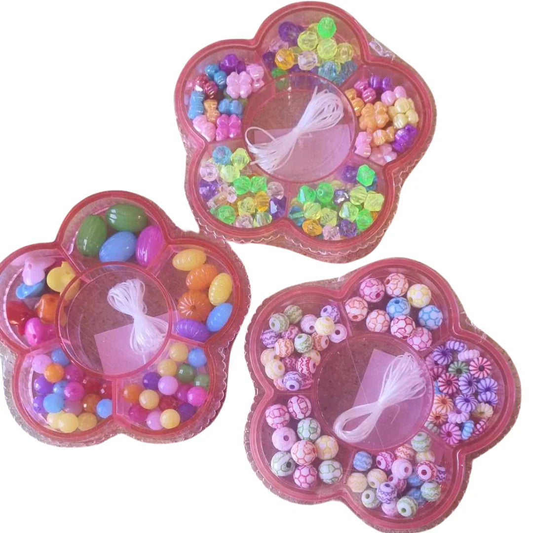 JEWELLERY BEADS IN CASE AST