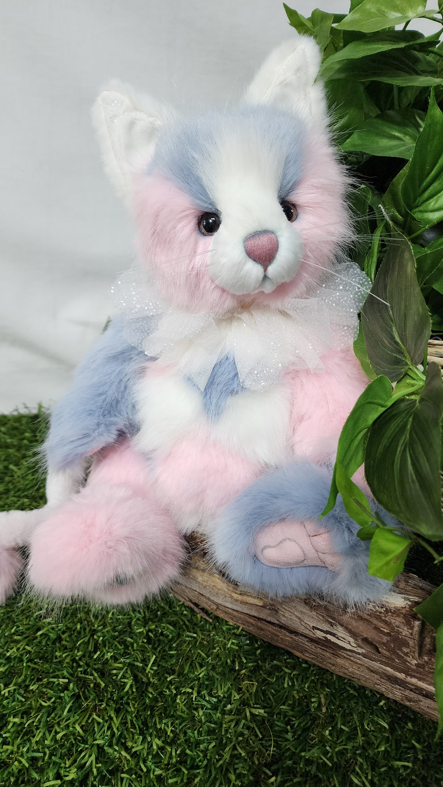 2025 CHARLIE BEARS EXCL COSMO