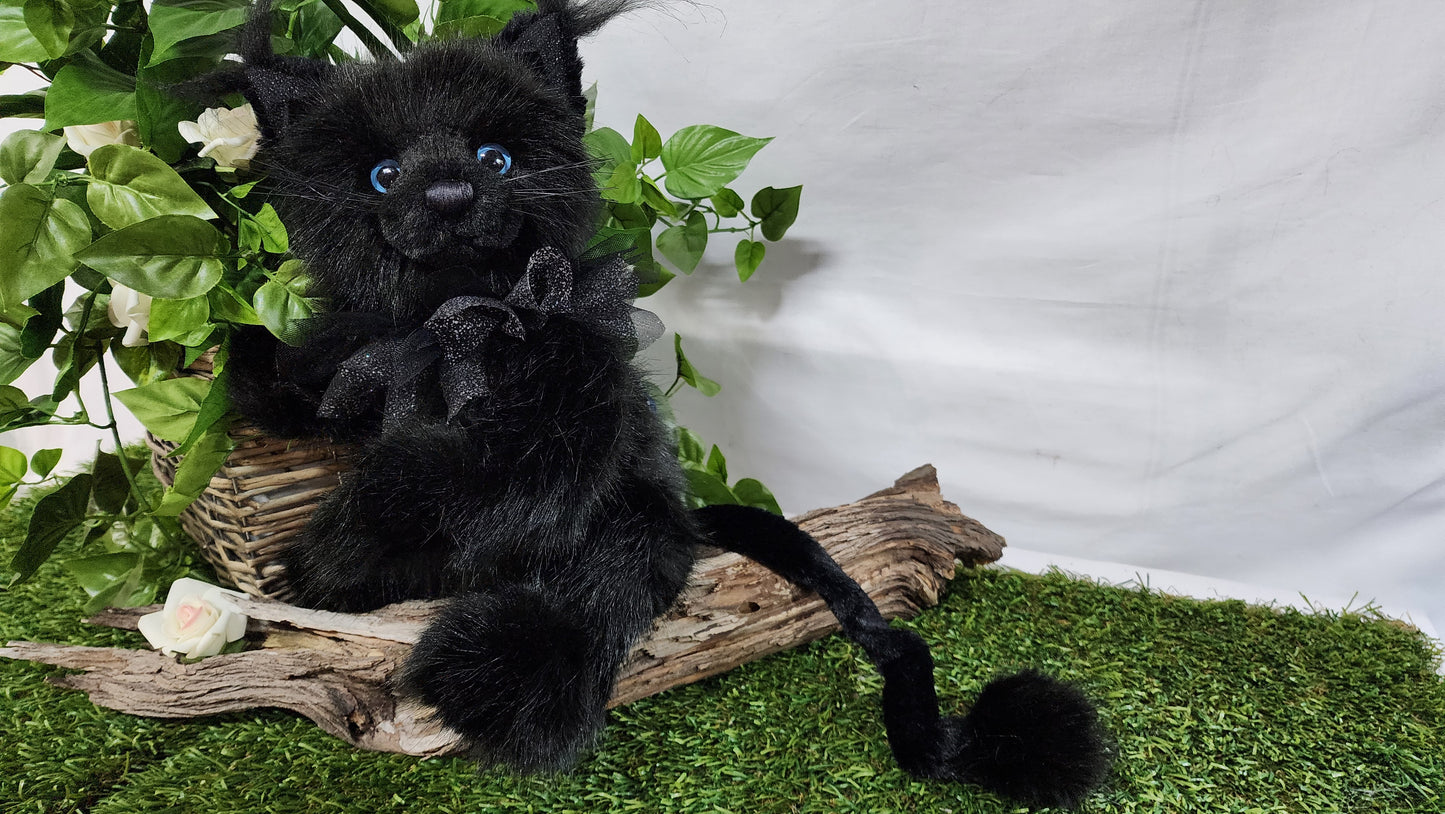 2025 CHARLIE BEARS EXCL MIYAKA
