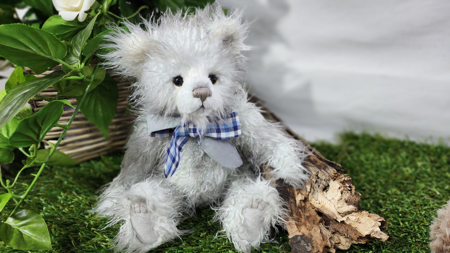 2025 CHARLIE BEARS YEAR BEAR