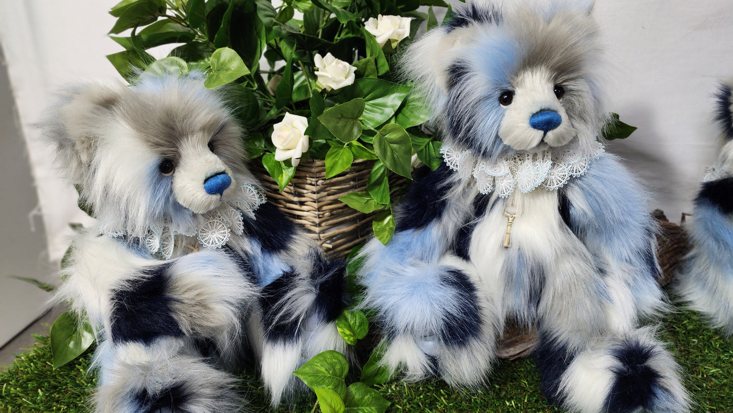 2025 CHARLIE BEARS EXCL JANINE