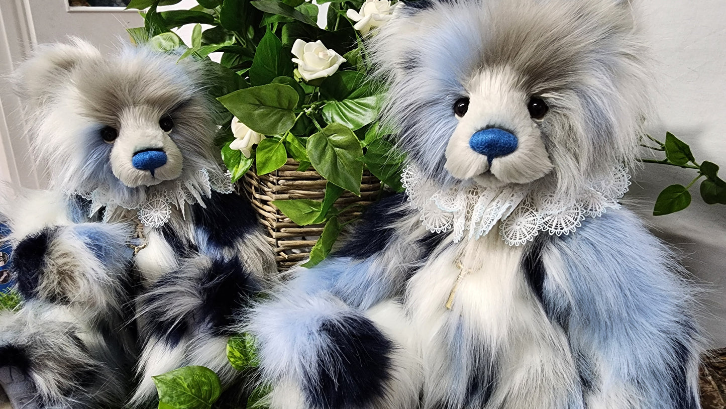 2025 CHARLIE BEARS EXCL JANINE