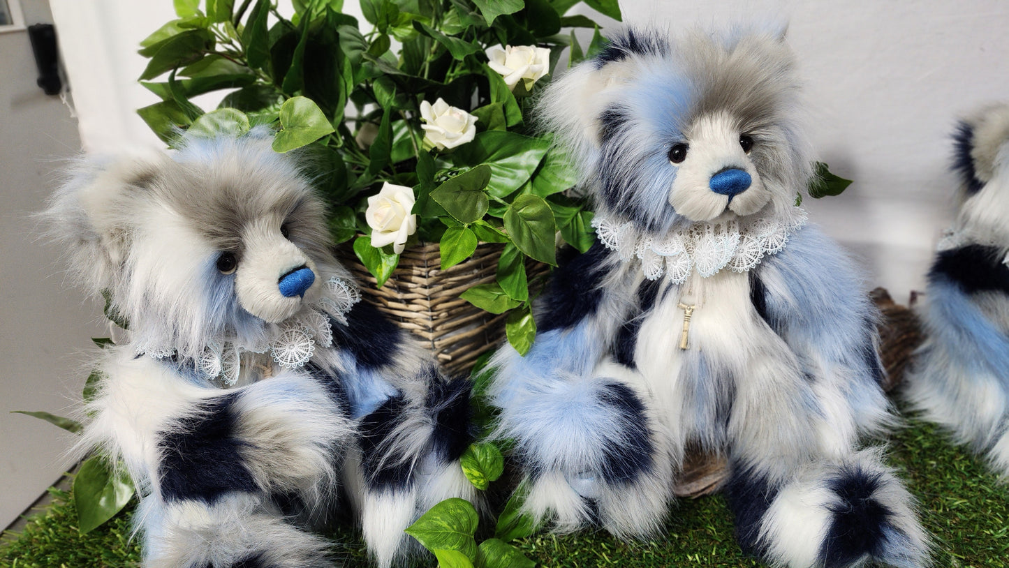 2025 CHARLIE BEARS EXCL JANINE