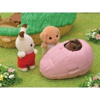 Syl/F Baby Hedgehog Hideout