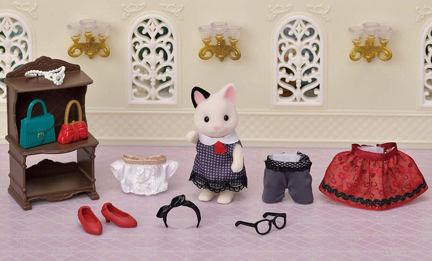 Syl/F Fashion Playset Tuxedo Cat
