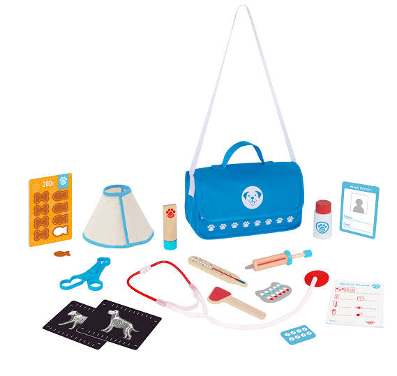 Wooden Little Pet Vet Set In Carry Bag