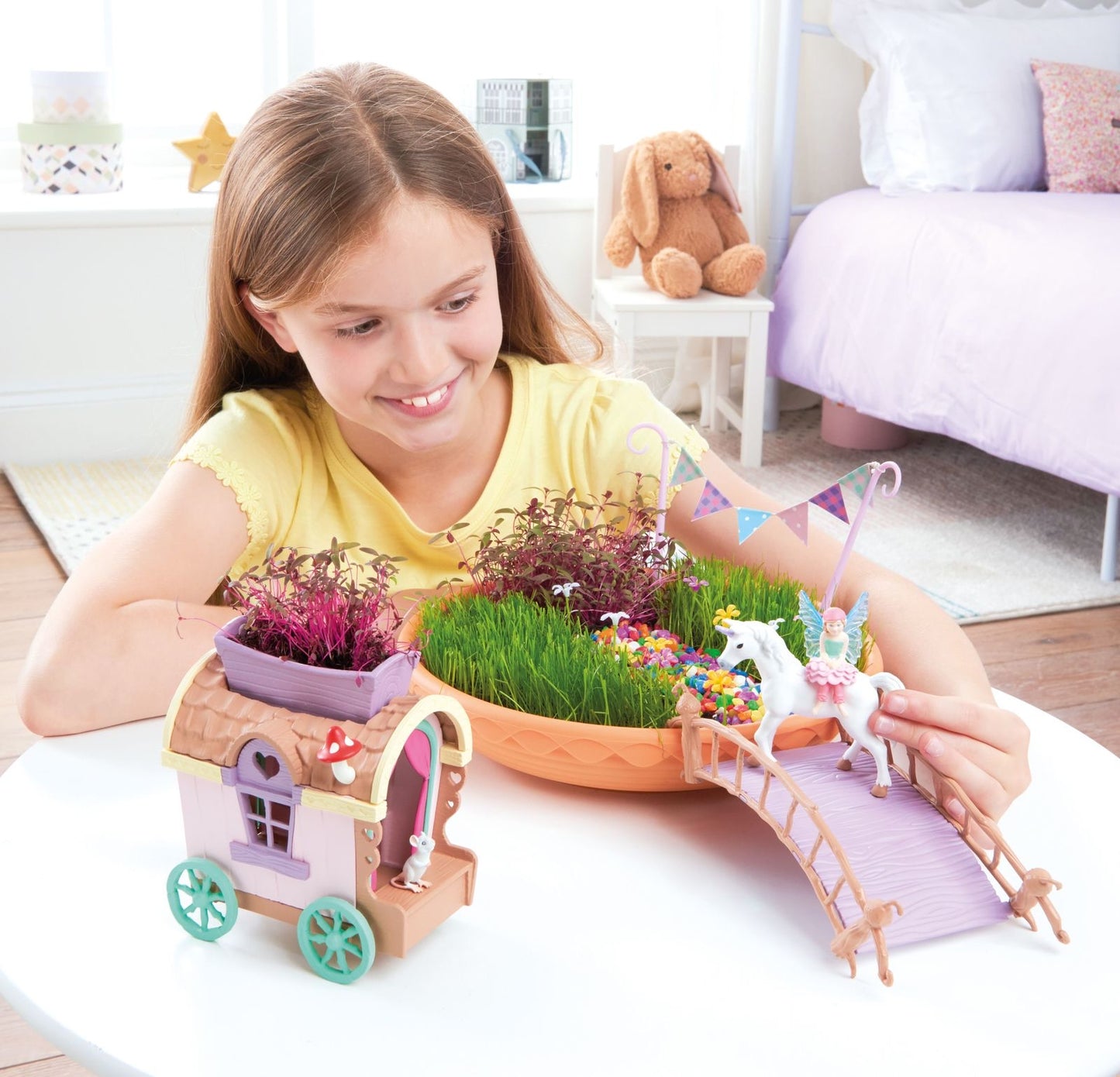 MFG UNICORN GARDEN & CARAVAN