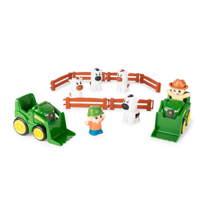 JD THE COWS ARE OUT FARM SET