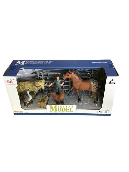FARM ANIMAL 4 ANIMALS & ACCESSORIES AST