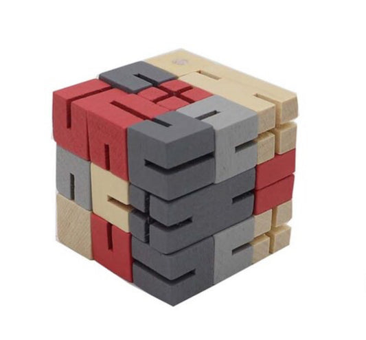 Wooden Twist & Lock Robot Block