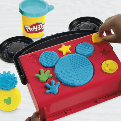 PD DISNEY JR ON THE GO GARAGE PLAYSET