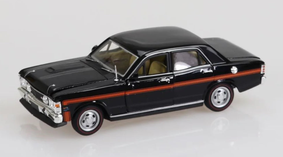 D/C 1:32 XW GTHO FORD BLK/OR STRIPES