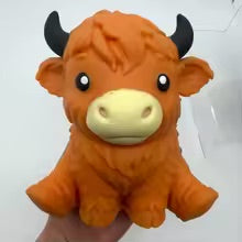 JUMBO SQUISHY HIGHLAND COW