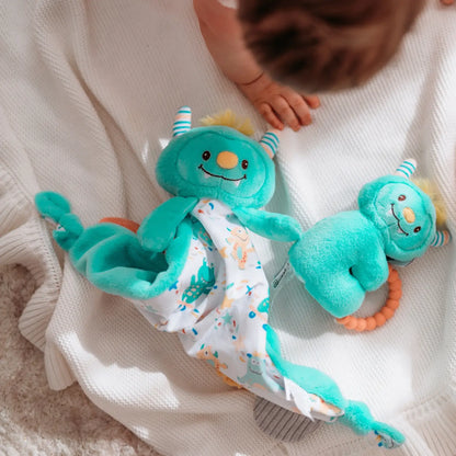 PLUSH MARY MEYER MOOKIE MONSTER BLANKET