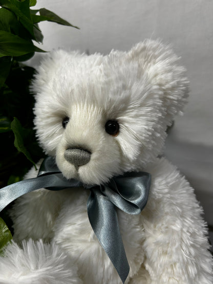2025 CHARLIE BEARS MAJA