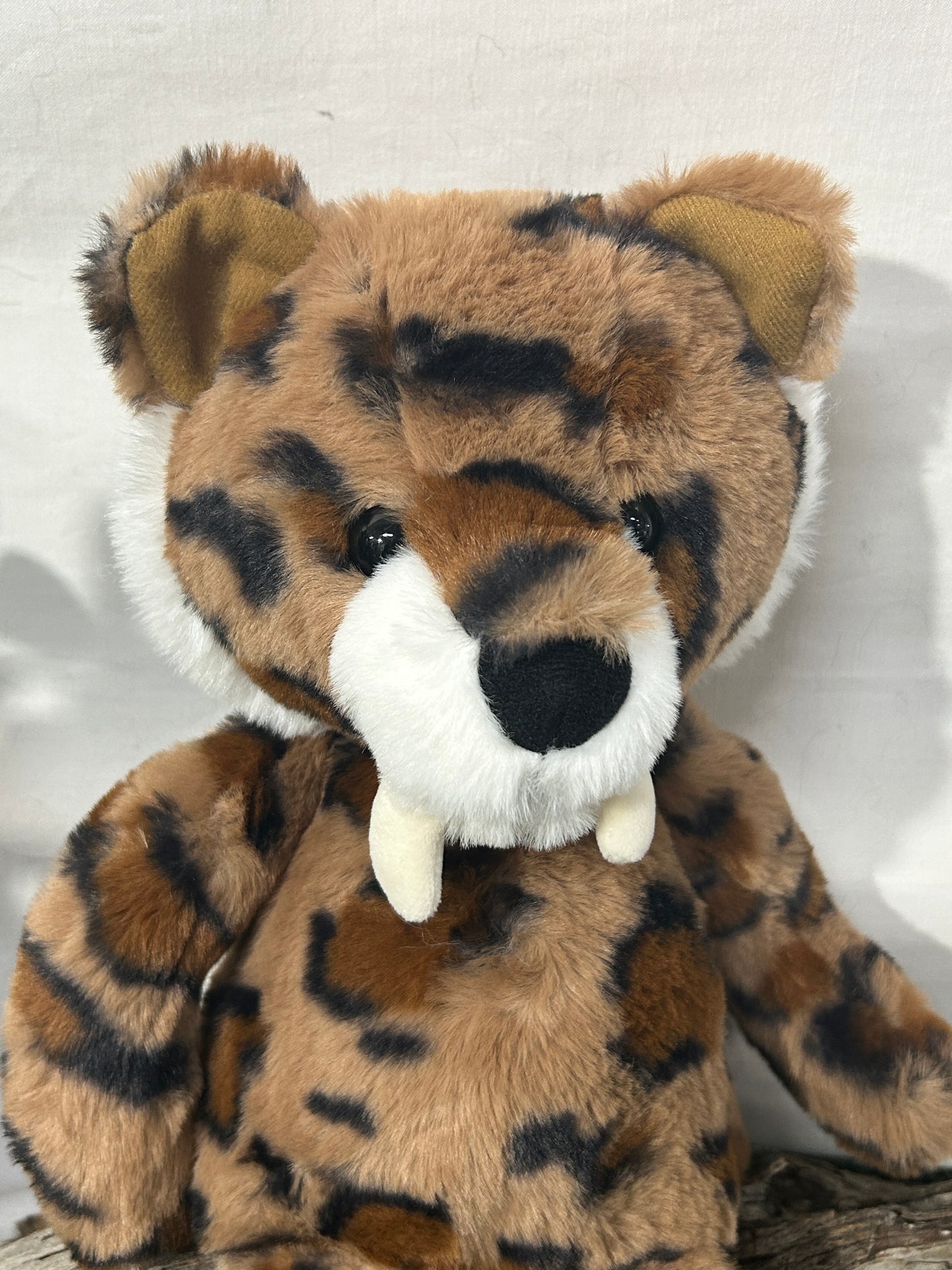 CB BEAR & ME FANG SABRE TOOTH TIGER MED