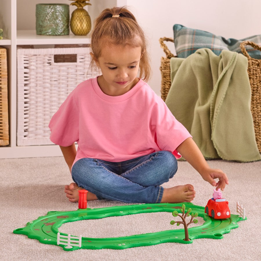 PEPPA PIG WHIZZ AROUND RED CAR SET
