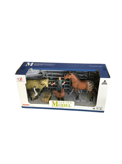 FARM ANIMAL 4 ANIMALS & ACCESSORIES AST