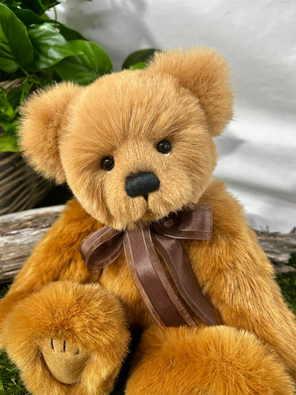 2025 CHARLIE BEARS EXCL ROBINSON