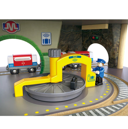 HAPE RAILWAY MULTI LEVEL RAILWAY CITY