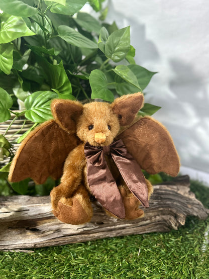 2025 CHARLIE BEARS PIPPY STRELL
