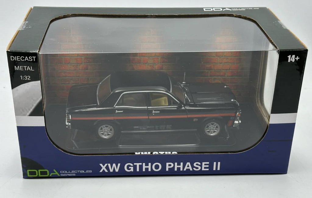 D/C 1:32 XW GTHO FORD BLK/OR STRIPES