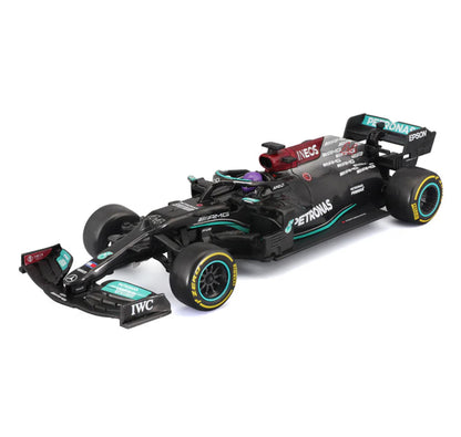 MAISTO R/C 1:24 F1 MERCEDES PETRONAS