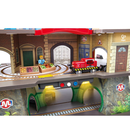 HAPE RAILWAY MULTI LEVEL RAILWAY CITY