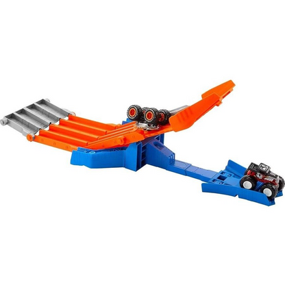 H/W MONSTER TRUCK BATTLE PLAYSET