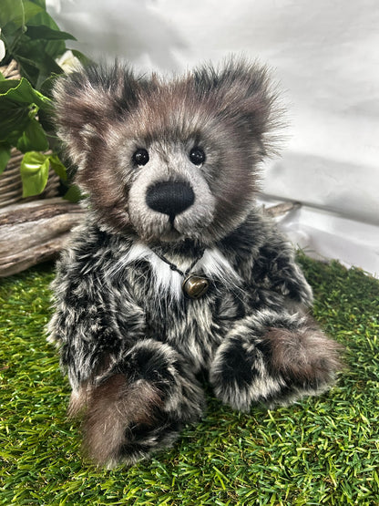 CHARLIE BEARS BIRTHDAY BEAR