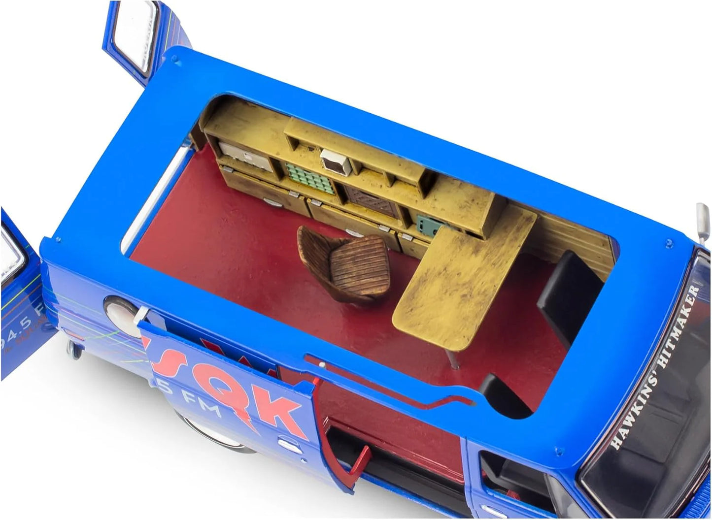 REVELL 1/25 SQUAWK VAN MODEL SET